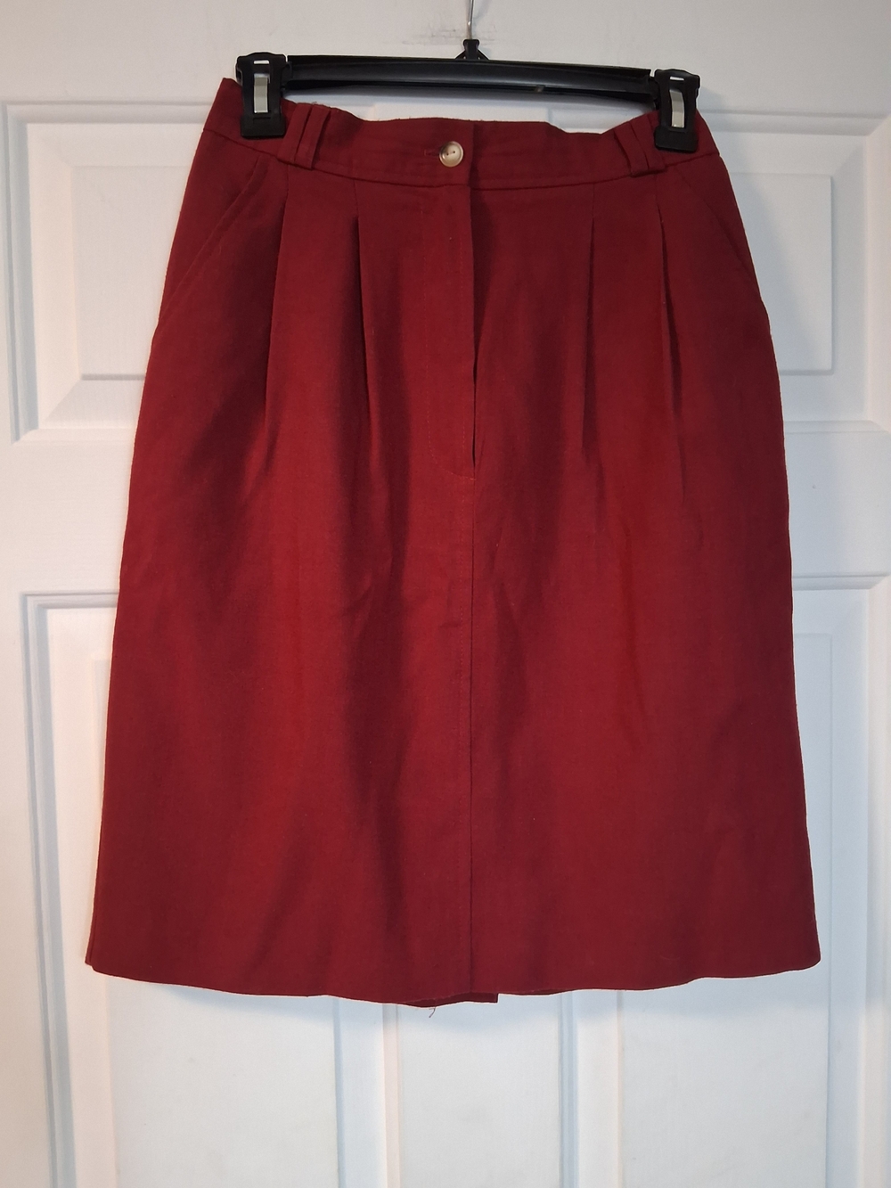 Norton McNaughton Deep Red Pleated Pencil Skirt Office Attire Petite 8